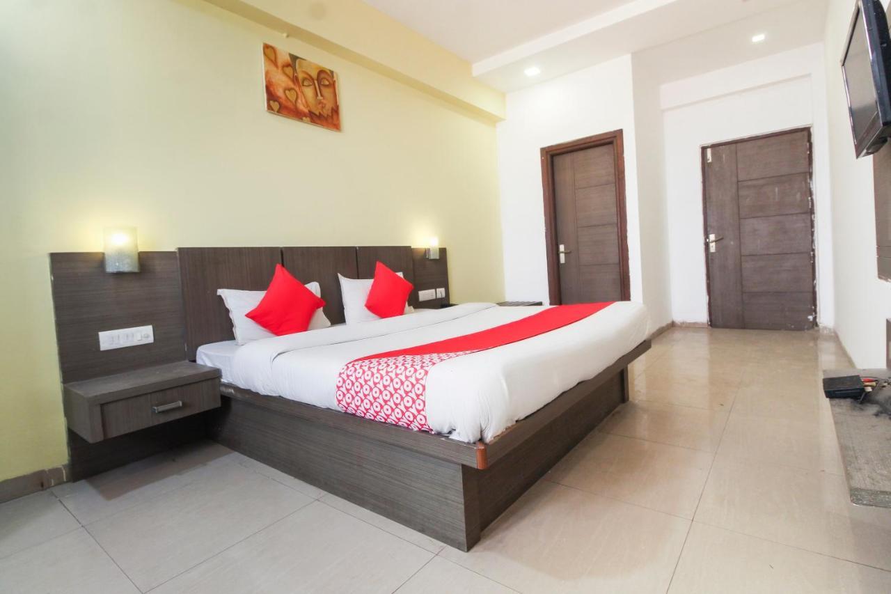 Oyo 67810 Hotel Lals Inn Agra  Εξωτερικό φωτογραφία