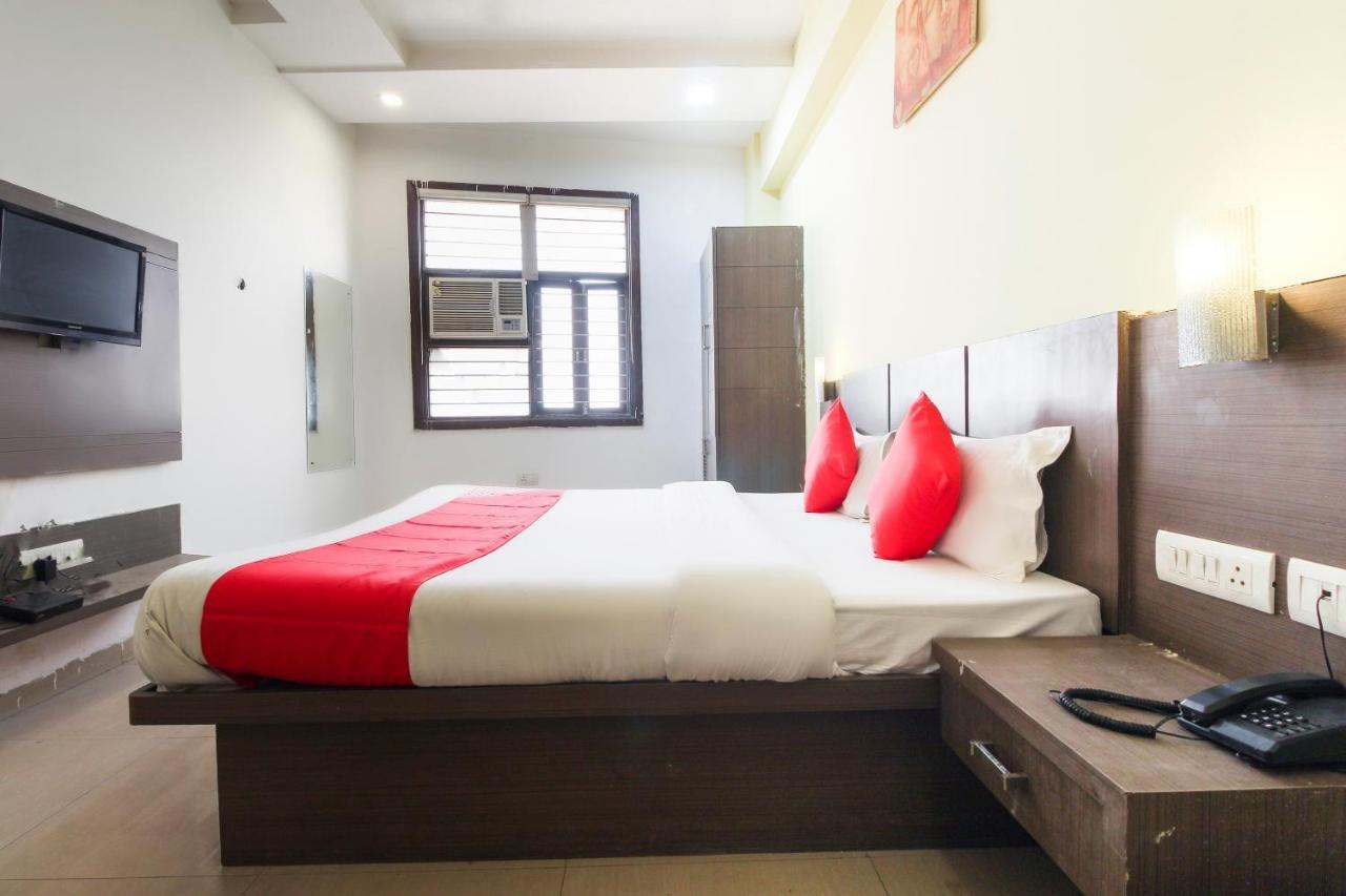 Oyo 67810 Hotel Lals Inn Agra  Εξωτερικό φωτογραφία