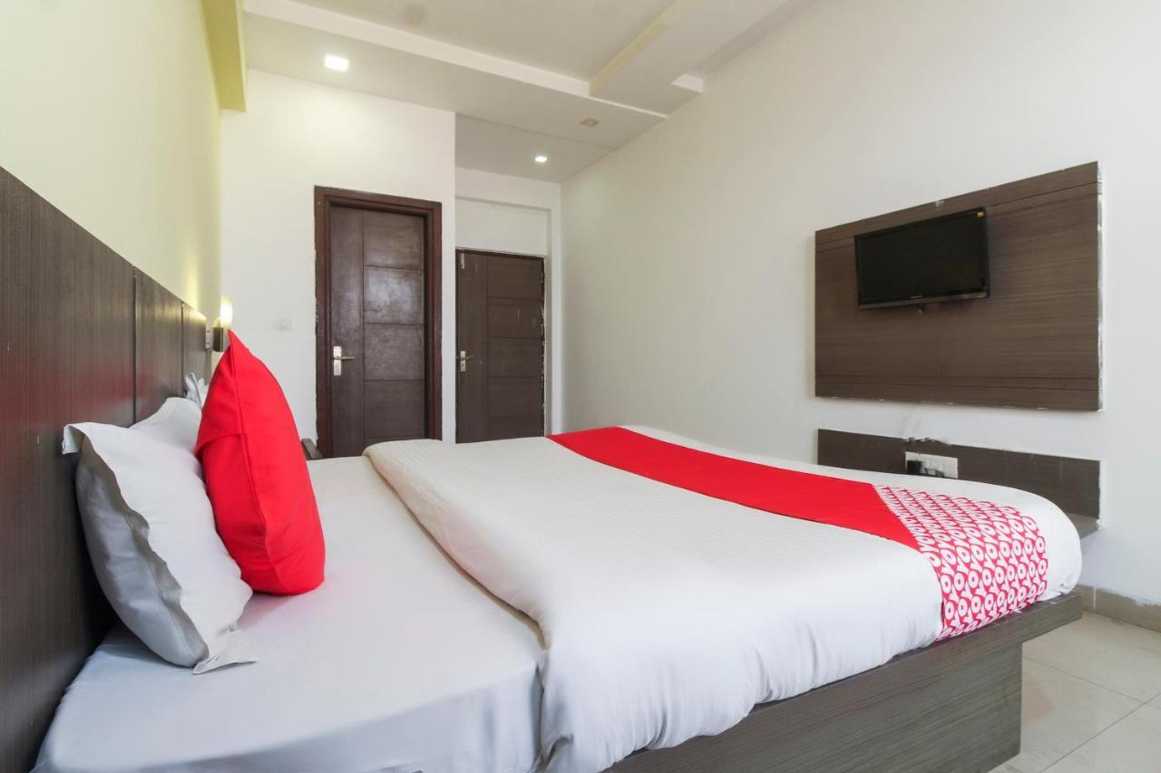 Oyo 67810 Hotel Lals Inn Agra  Εξωτερικό φωτογραφία